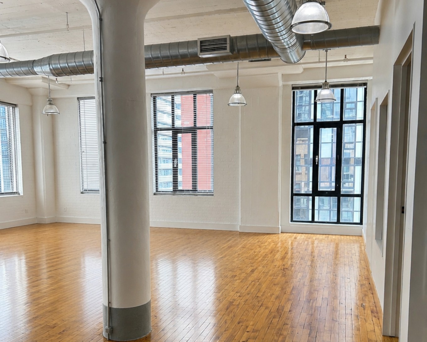 Corner unit