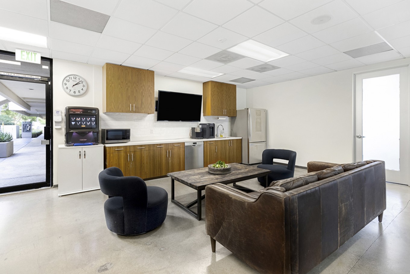 Serviced space
