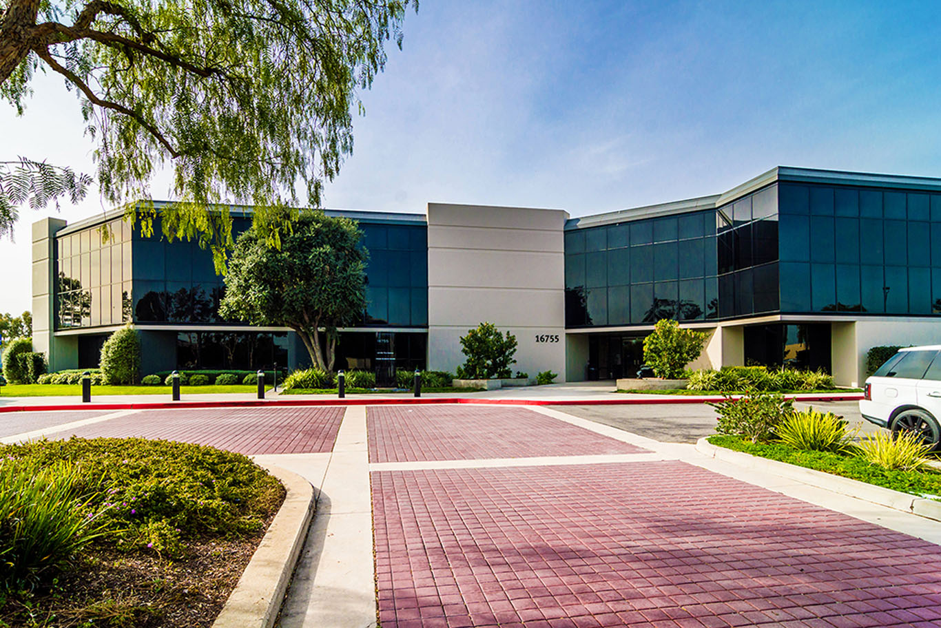 Von Karman Corporate Center